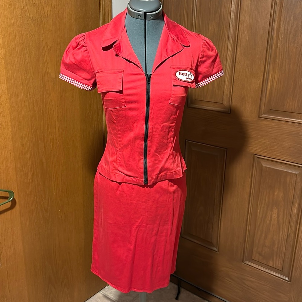 Betty’s Garage Two Piece Dress